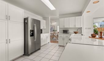 1604 Kanapuu Dr, Kailua, HI 96734