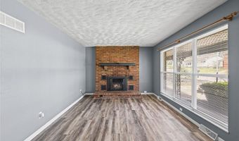 1963 Maple Ln, Arnold, MO 63010