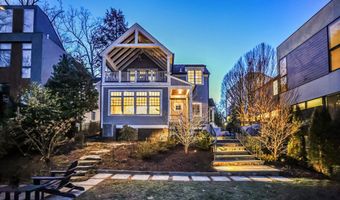 3113 44TH St NW, Washington, DC 20016