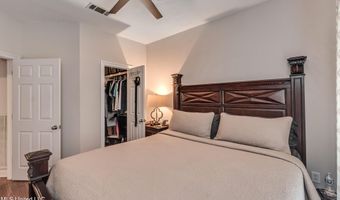 213 Boxwood Cir, Brandon, MS 39047