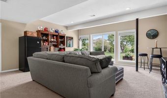 18224 153rd St, Basehor, KS 66007