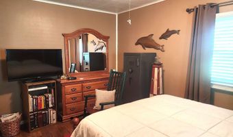 158 Nursery Rd, Anderson, IN 46012