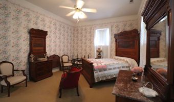 401 E 4th St, Augusta, KY 41002