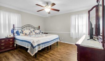 288 S 5th St, Aurora, NC 27806
