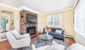 2 Canal St, Alloway, NJ 07422