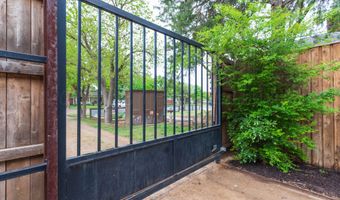 1611 S VAN BUREN St, Amarillo, TX 79102
