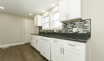71 ST Elizabeth 1, Bristol, RI 02809