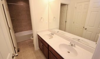 21517 WILLOW BREEZE Sq, Ashburn, VA 20147