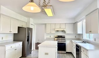 2341 Timbercrest Court Ct, Ann Arbor, MI 48103