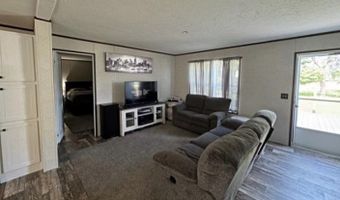 11729 E John St, Bicknell, IN 47512