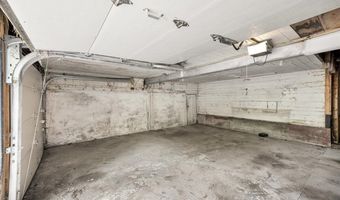 92 Cedar St, Belfast, ME 04915