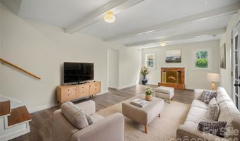 5324 Cheval Pl, Charlotte, NC 28205