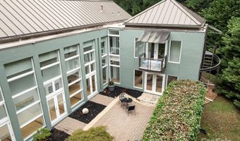 1227 Jules Ct, Charlotte, NC 28226