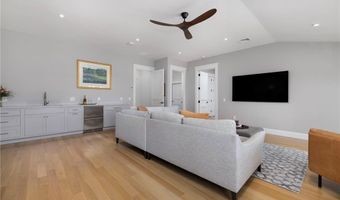 309 Ocean Rd, Narragansett, RI 02882