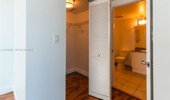 19501 W Country Club Dr 1603, Aventura, FL 33180