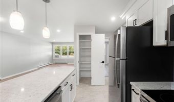 47 Kingsland Ct 6A, Charlestown, RI 02813