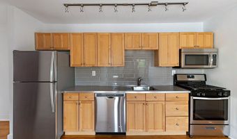 699 Hyde Park Ave 6, Boston, MA 02131