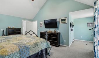 5 Whitetail Ln, Chester, NH 03036