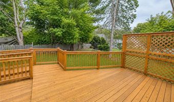 3 Meadow Cir, Barrington, RI 02806