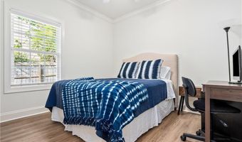 518 N DONAHUE Dr, Auburn, AL 36830