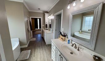 11 Twelve Oaks, Sherman, MS 38869