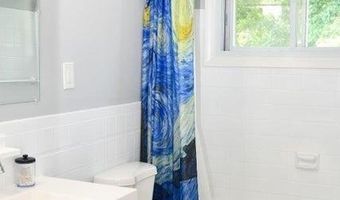 20 Marie Pkwy, Albany, NY 12211