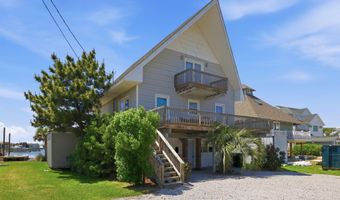 147 Bayview Blvd, Atlantic Beach, NC 28512
