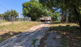 107 Hollar Rd, Anadarko, OK 73005