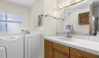 8975 Lawrence Welk 2, Escondido, CA 92026