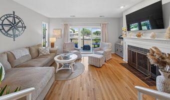 42 Turtle Bay Dr 42, Branford, CT 06405