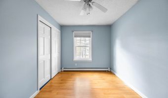 42 Yankee Ave, Bangor, ME 04401