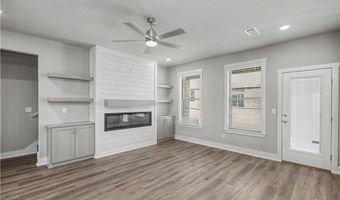 6801 SW Orange Ave, Bentonville, AR 72713