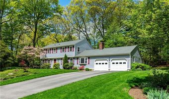 65 Walnut Dr, East Greenwich, RI 02818