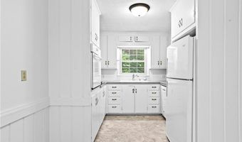 153 Shady Ln, Advance, NC 27006