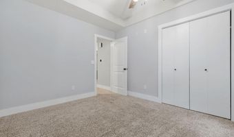 1019 Daniels St, Aurora, MO 65605