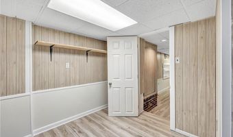8 Sojo Rd Legal In-Law, Brookfield, CT 06804