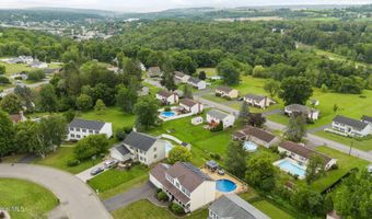 117 E Windswept Dr, Amsterdam, NY 12010