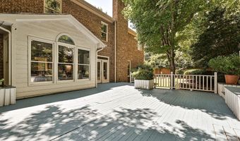 620 River Oaks Ln, Charlotte, NC 28226