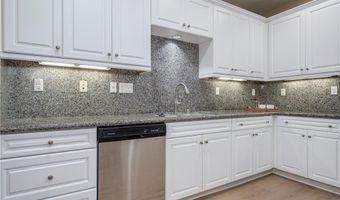 672 E Valencia 108, Anaheim, CA 92805