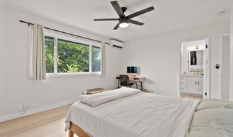 447- A Manono St, Kailua, HI 96734