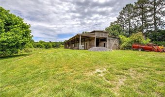 141 Holcomb Spur NW, Adairsville, GA 30103