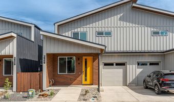 61635 Daly Estates Dr 17, Bend, OR 97702
