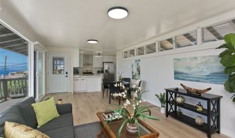 2419 St Louis Dr, Honolulu, HI 96816