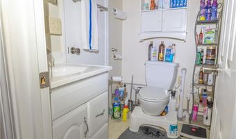 132 Bakers Creek Rd, Warwick, RI 02886