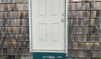5 Martin St, Coventry, RI 02816