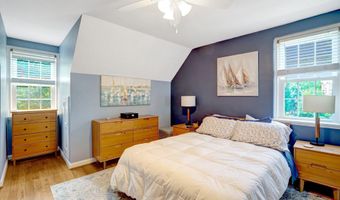 4220 32ND St S, Arlington, VA 22206