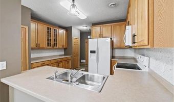 6785 Pine Crest Trl S, Cottage Grove, MN 55016