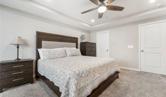 800 Dipper Ln 3, Aurora, OH 44202