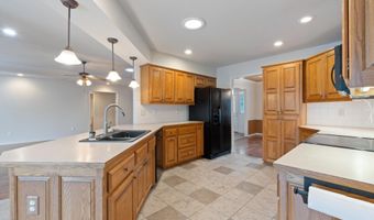 1 Berrydale Ln, Bella Vista, AR 72715