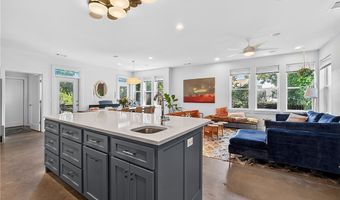 303 SE B St, Bentonville, AR 72712
